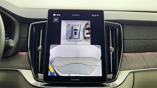 new 2026 Volvo XC90 Plug-In Hybrid car, priced at $85,625