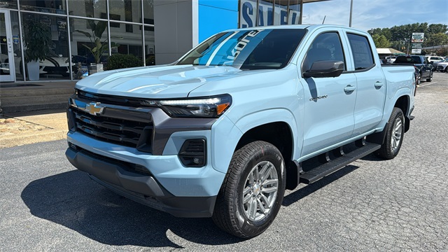 new 2026 Chevrolet Colorado car, priced at $48,070