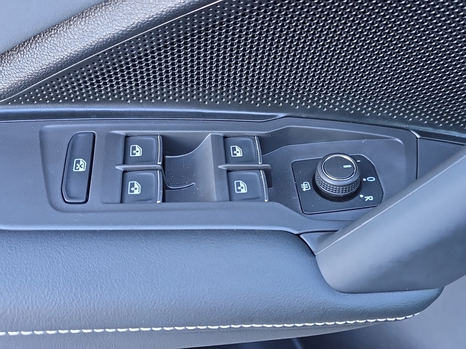 new 2026 Volkswagen Tiguan car, priced at $39,845