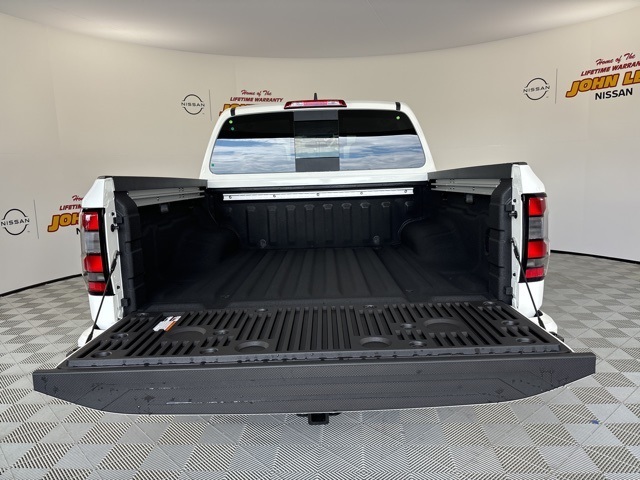 2025 Glacier White Nissan Frontier SV 4X4 Truck