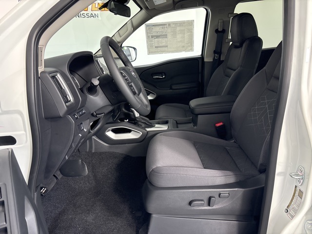 2025 Glacier White Nissan Frontier SV 4X4 Truck