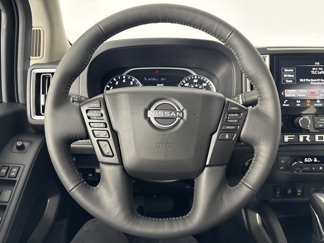 2025 Glacier White Nissan Frontier SV 4X4 Truck
