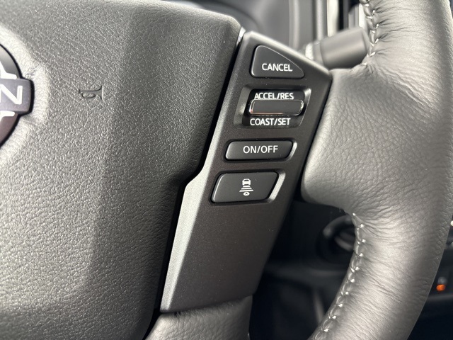2025 Glacier White Nissan Frontier SV 4X4 Truck