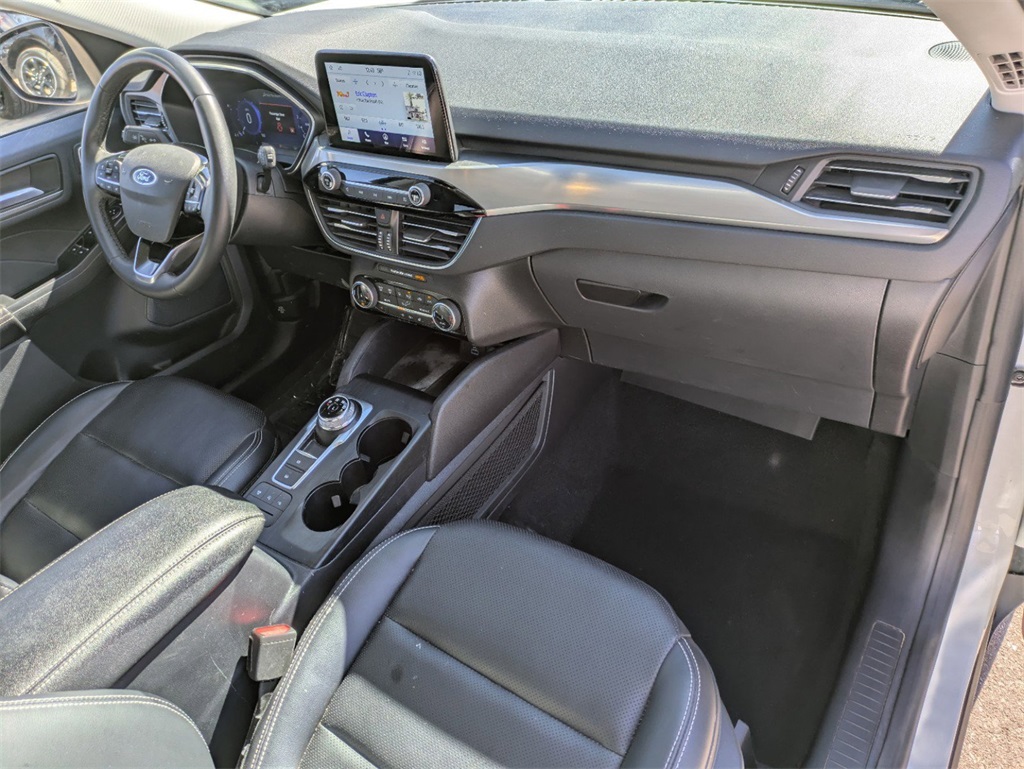 2022 Ford Escape Titanium photo 27