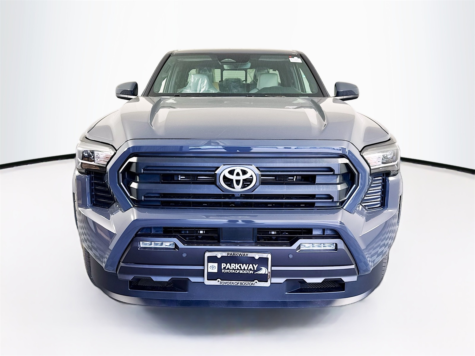 2025 Toyota Tacoma SR5 Double Cab photo 2