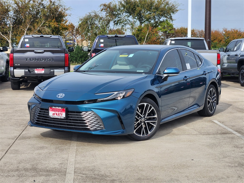 2026 Toyota Camry XLE's photo