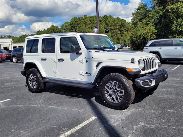 2025 Jeep Wrangler 4-Door Sahara 4x4