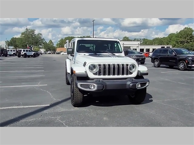 2025 Jeep Wrangler 4-Door Sahara 4x4