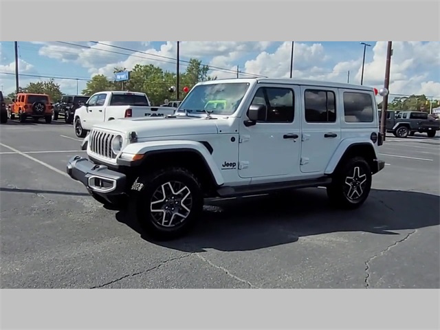 2025 Jeep Wrangler 4-Door Sahara 4x4