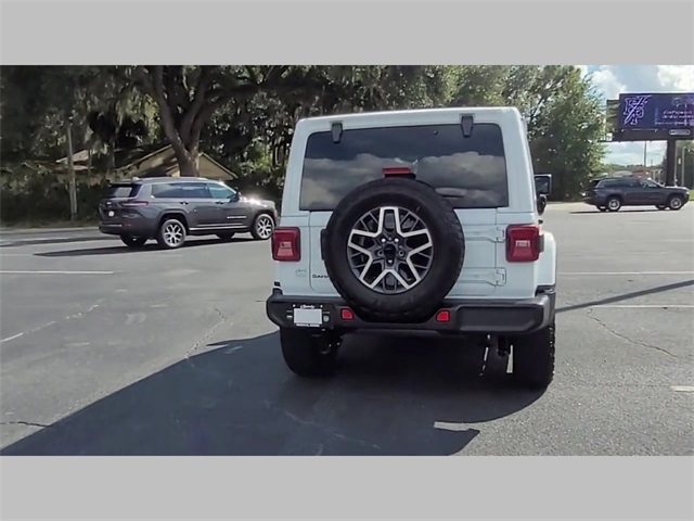 2025 Jeep Wrangler 4-Door Sahara 4x4