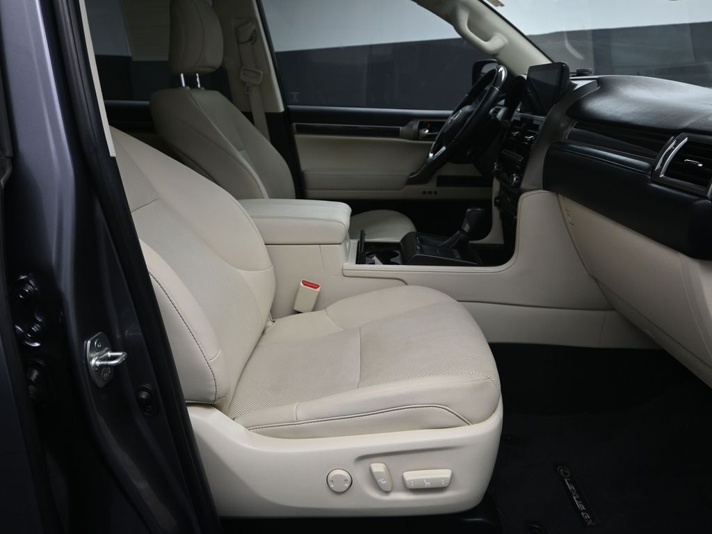 2023 Lexus GX 460 photo 12
