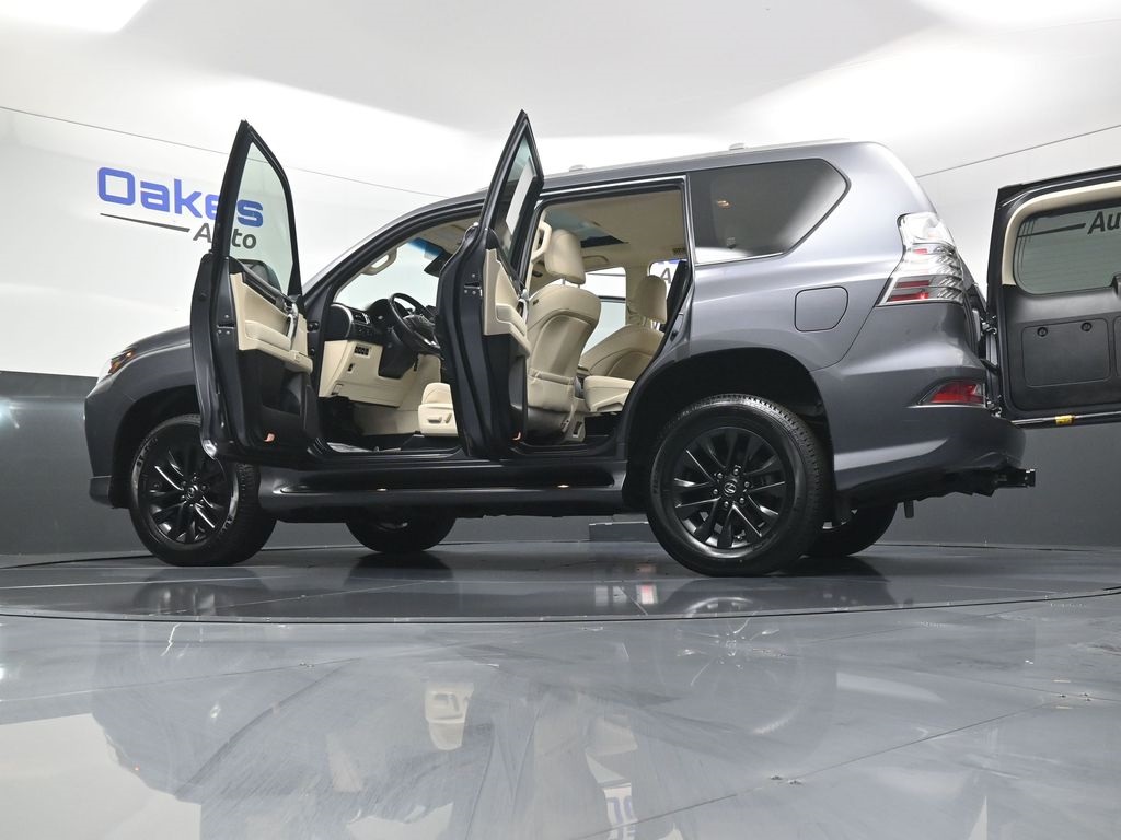 2023 Lexus GX 460 photo 35