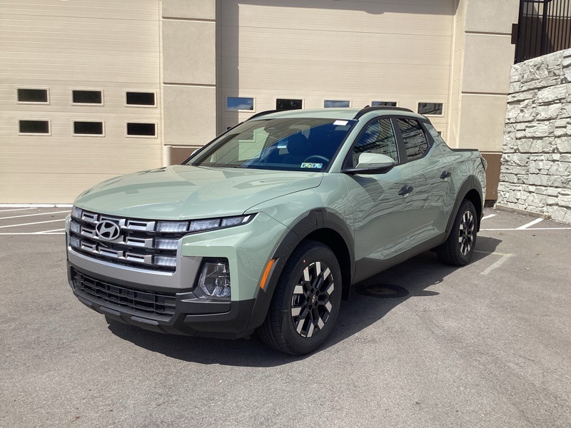 2026 Hyundai Santa Cruz SEL photo 2