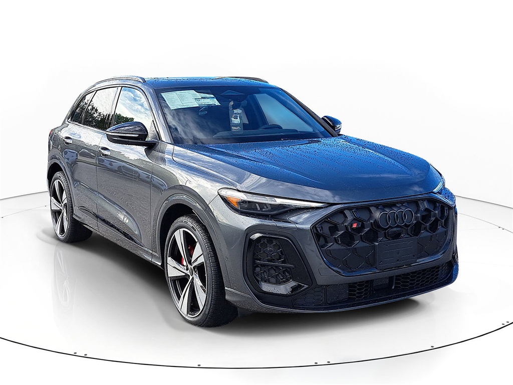 2025 Audi New SQ5 Prestige's photo