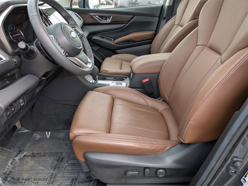 2024 Subaru Ascent Touring photo 8