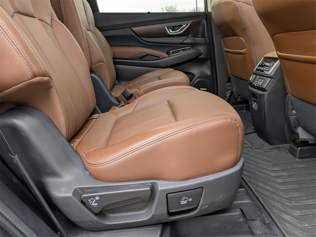 2024 Subaru Ascent Touring photo 25