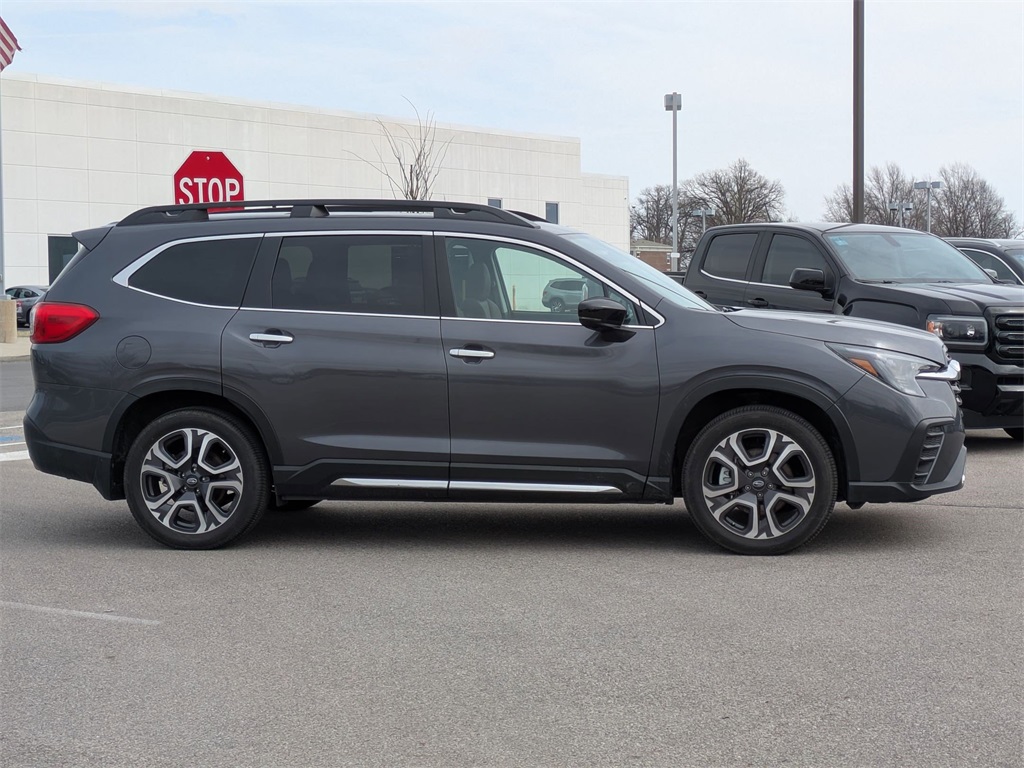 2024 Subaru Ascent Touring photo 7
