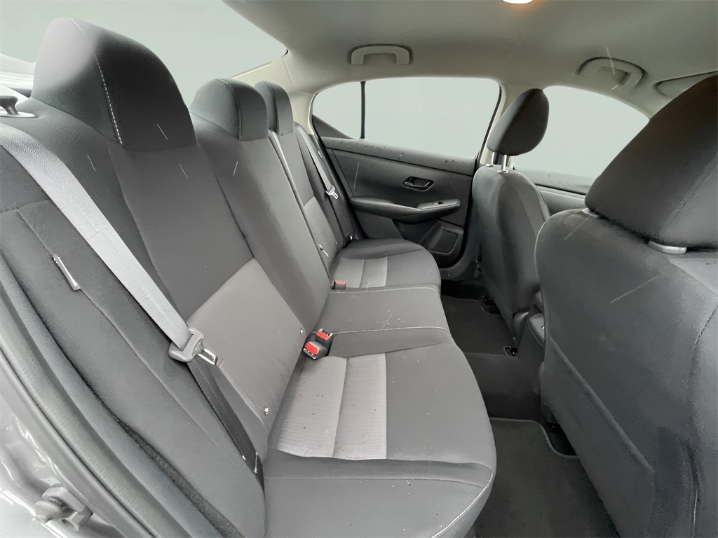 2025 Nissan Sentra SV photo 2