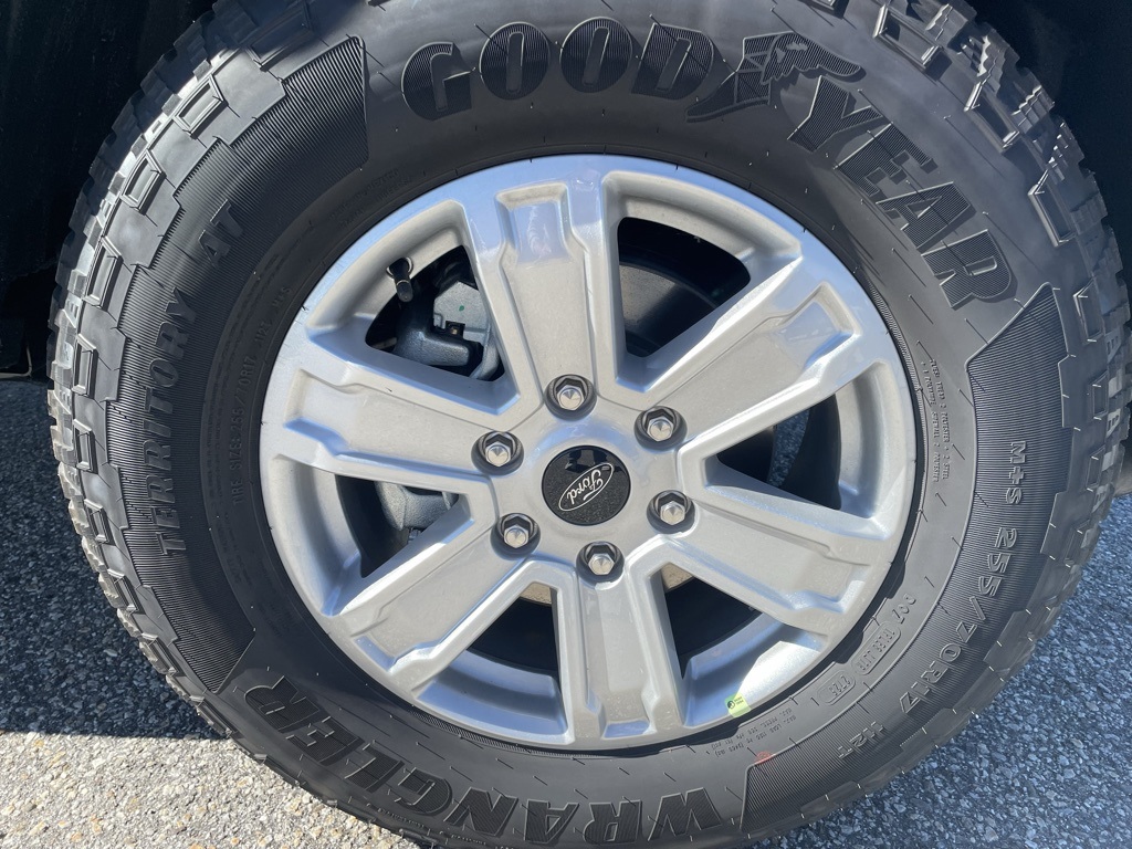 2025 Ford Ranger XL photo 3