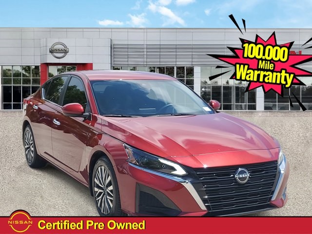 2023 Scarlet Ember Tintcoat Nissan Altima 2.5 SV Sedan