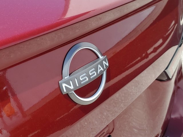 2023 Scarlet Ember Tintcoat Nissan Altima 2.5 SV FWD Sedan