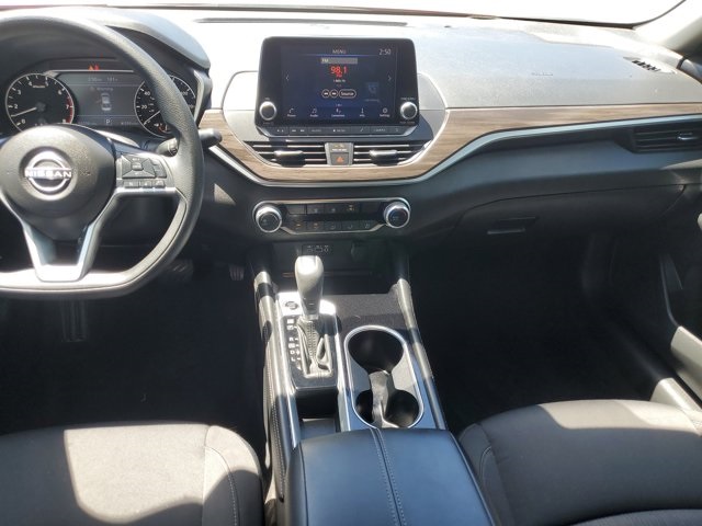 2023 Scarlet Ember Tintcoat Nissan Altima 2.5 SV FWD Sedan