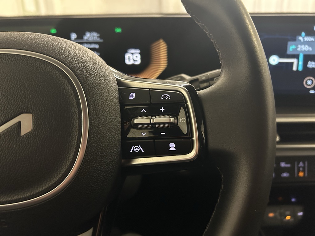 used 2024 Kia Sorento car, priced at $27,749