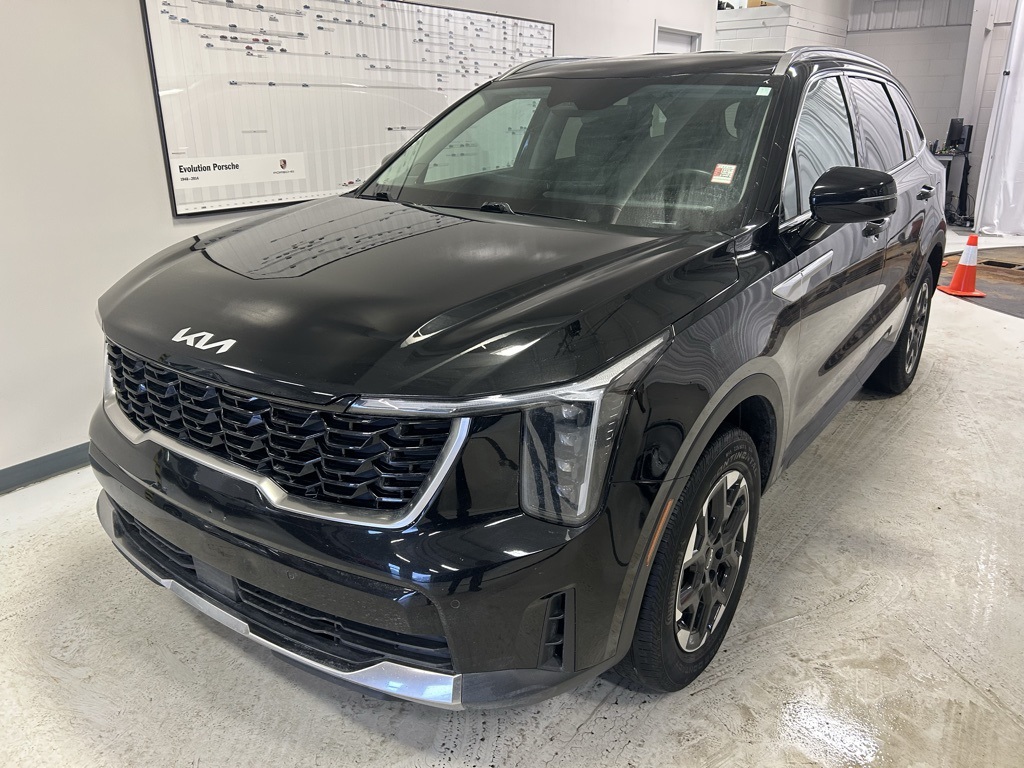 used 2024 Kia Sorento car, priced at $27,749
