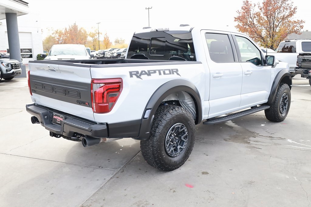 2025 Ford F-150 Raptor photo 2