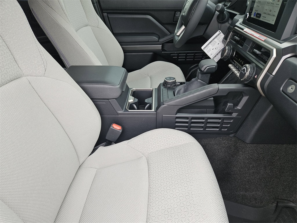 2025 Toyota 4Runner SR5 photo 8