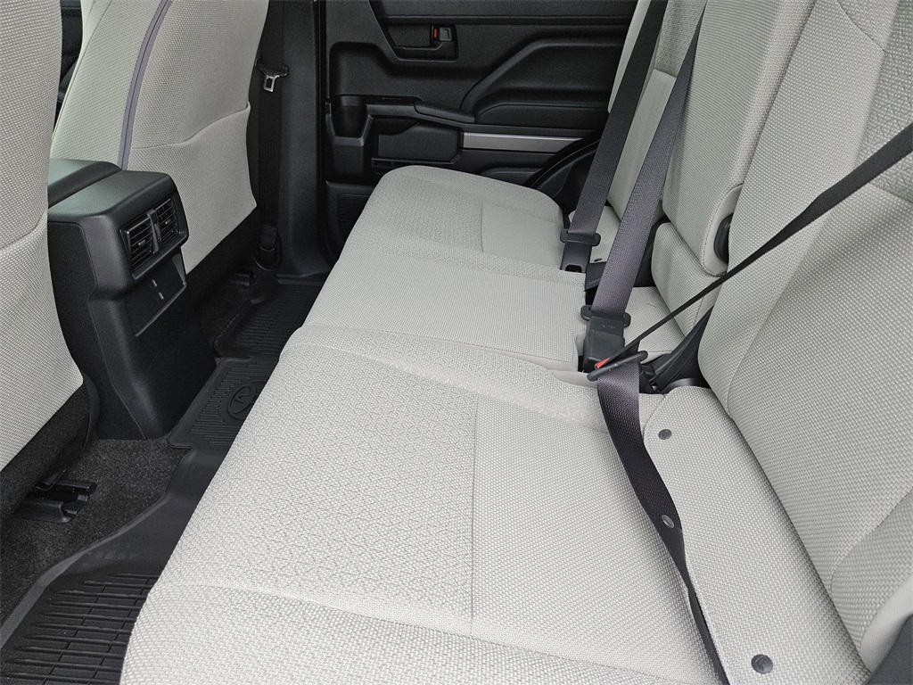 2025 Toyota 4Runner SR5 photo 17