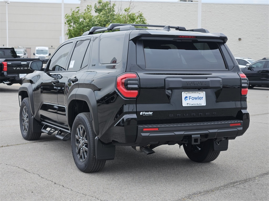 2025 Toyota 4Runner SR5 photo 2