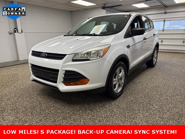 2014 Ford Escape S's photo