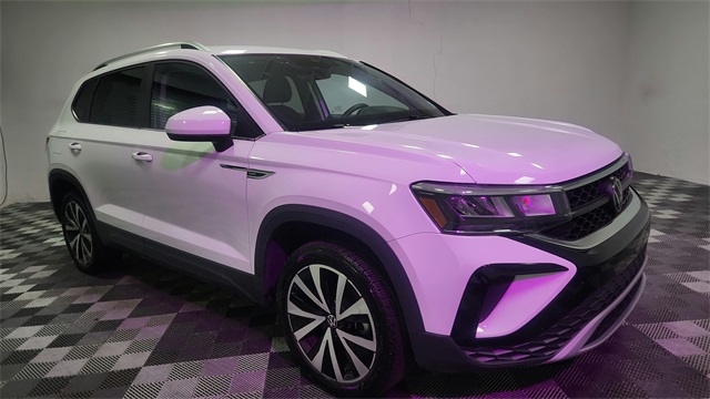 2024 Volkswagen Taos 1.5T SE FWD 2024 Volkswagen Taos 1.5T SE FWD