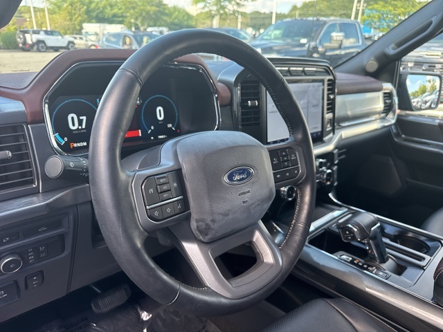 2022 Ford F-150 Lariat photo 14