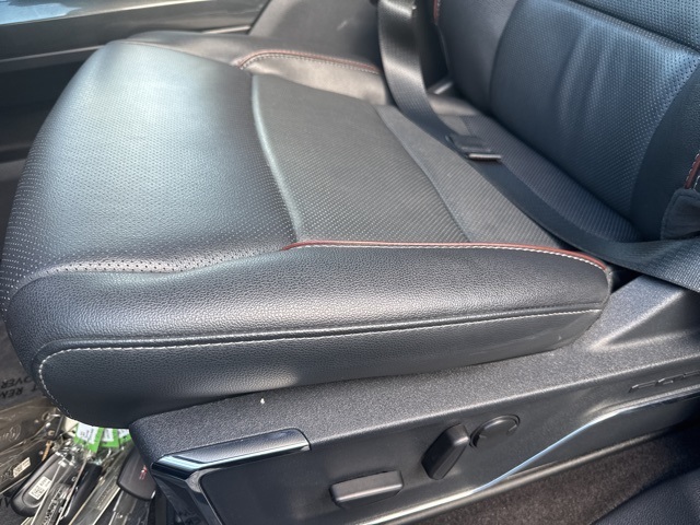 2022 Ford F-150 Lariat photo 16