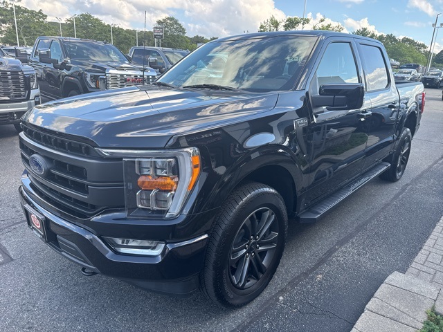 2022 Ford F-150 Lariat photo 2