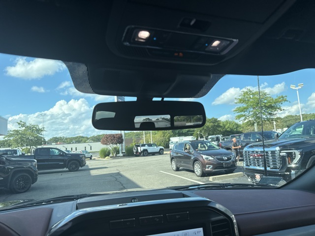 2022 Ford F-150 Lariat photo 25
