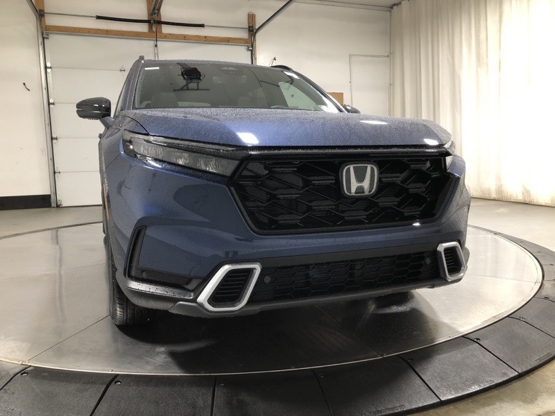2026 Honda CR-V Hybrid Sport Touring photo 2