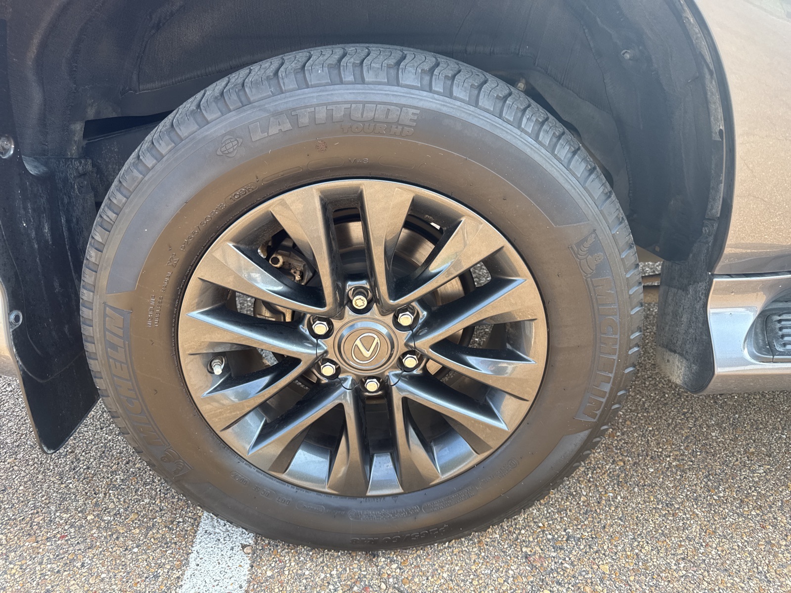 2023 Lexus GX 460 Premium photo 10