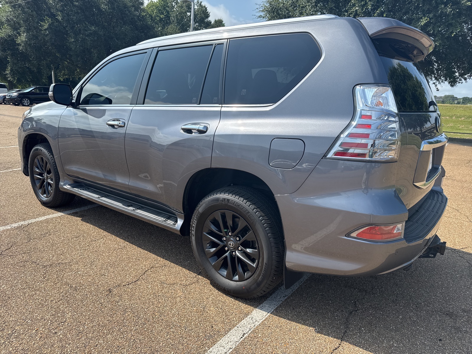 2023 Lexus GX 460 Premium photo 5