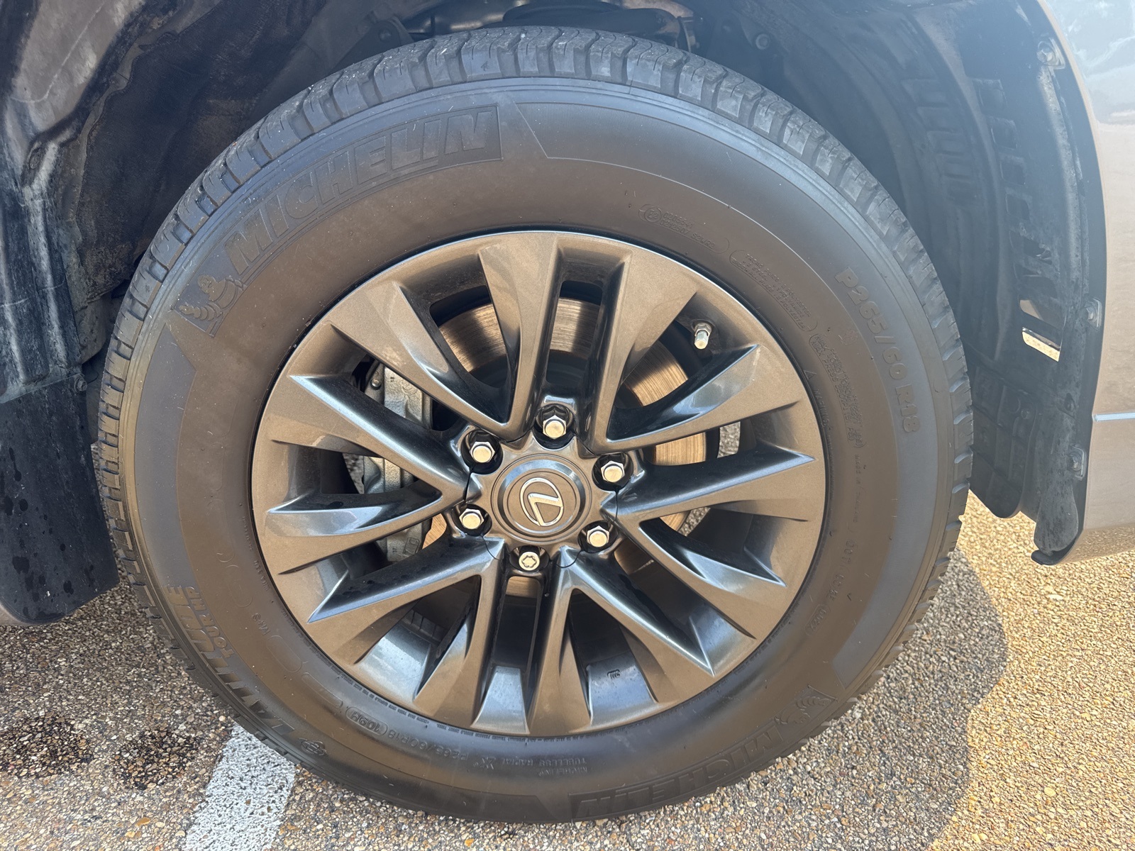 2023 Lexus GX 460 Premium photo 9