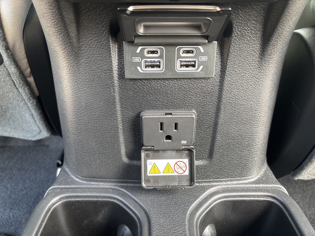 Used 2023 Jeep Gladiator Crew Cab 4x4 Pickup for sale #MV1471B - photo 21