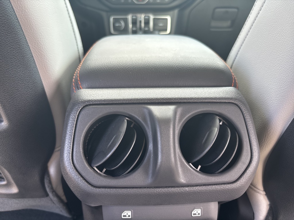 Used 2023 Jeep Gladiator Crew Cab 4x4 Pickup for sale #MV1471B - photo 22