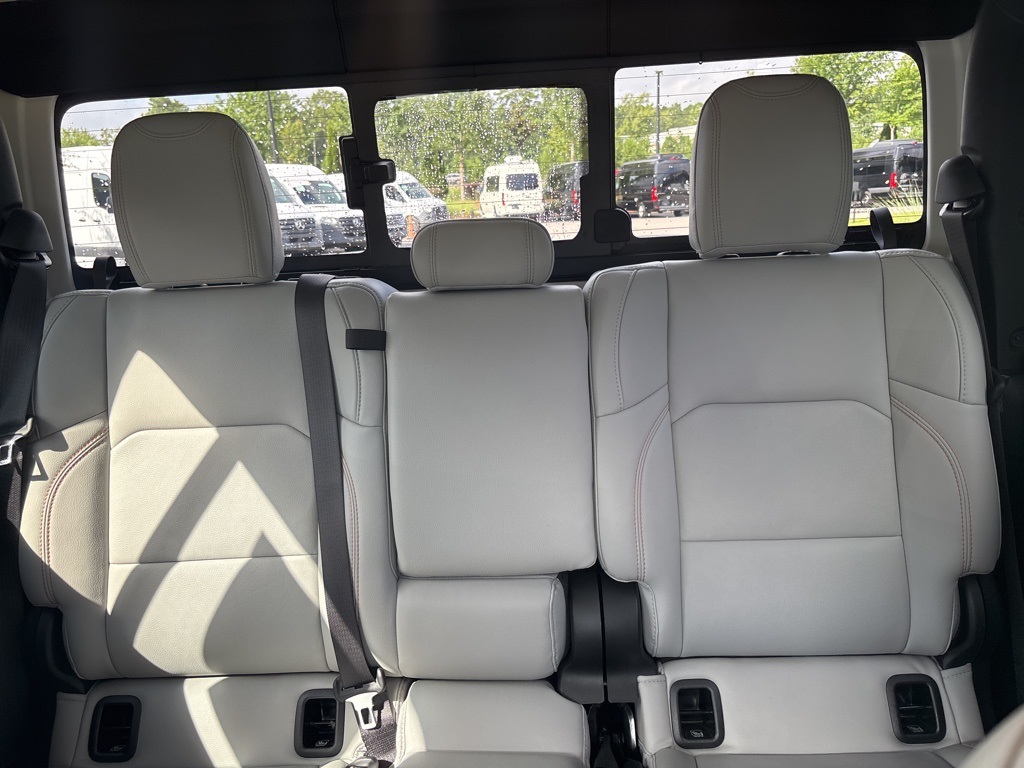 Used 2023 Jeep Gladiator Crew Cab 4x4 Pickup for sale #MV1471B - photo 27
