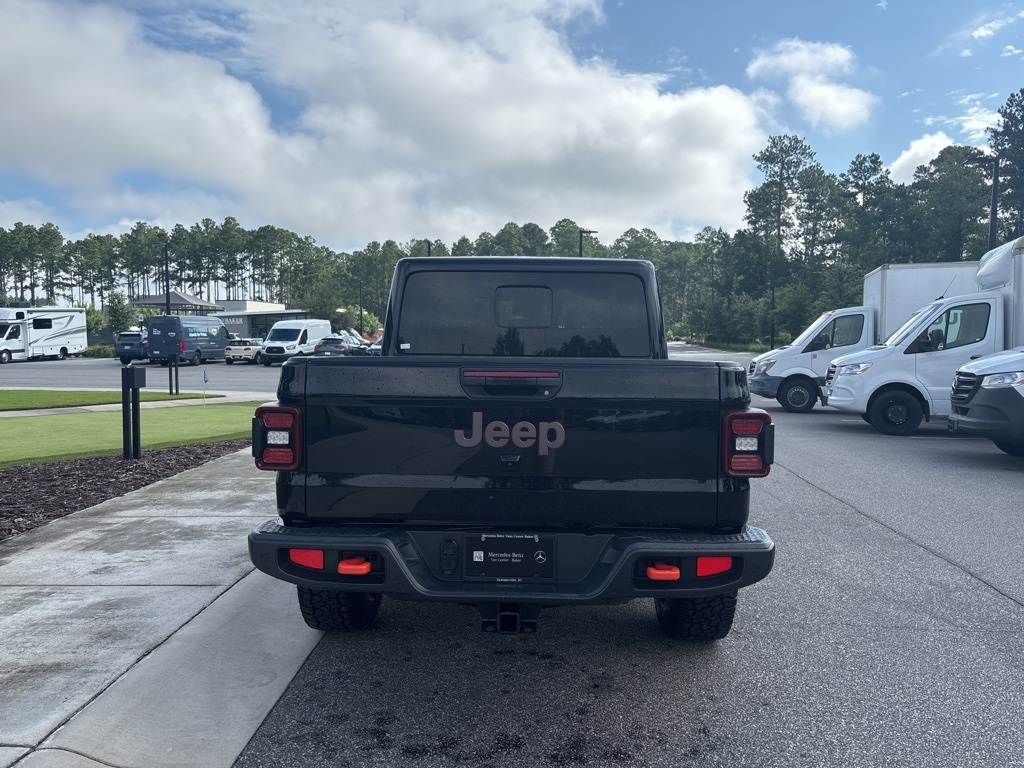 Used 2023 Jeep Gladiator Crew Cab 4x4 Pickup for sale #MV1471B - photo 4