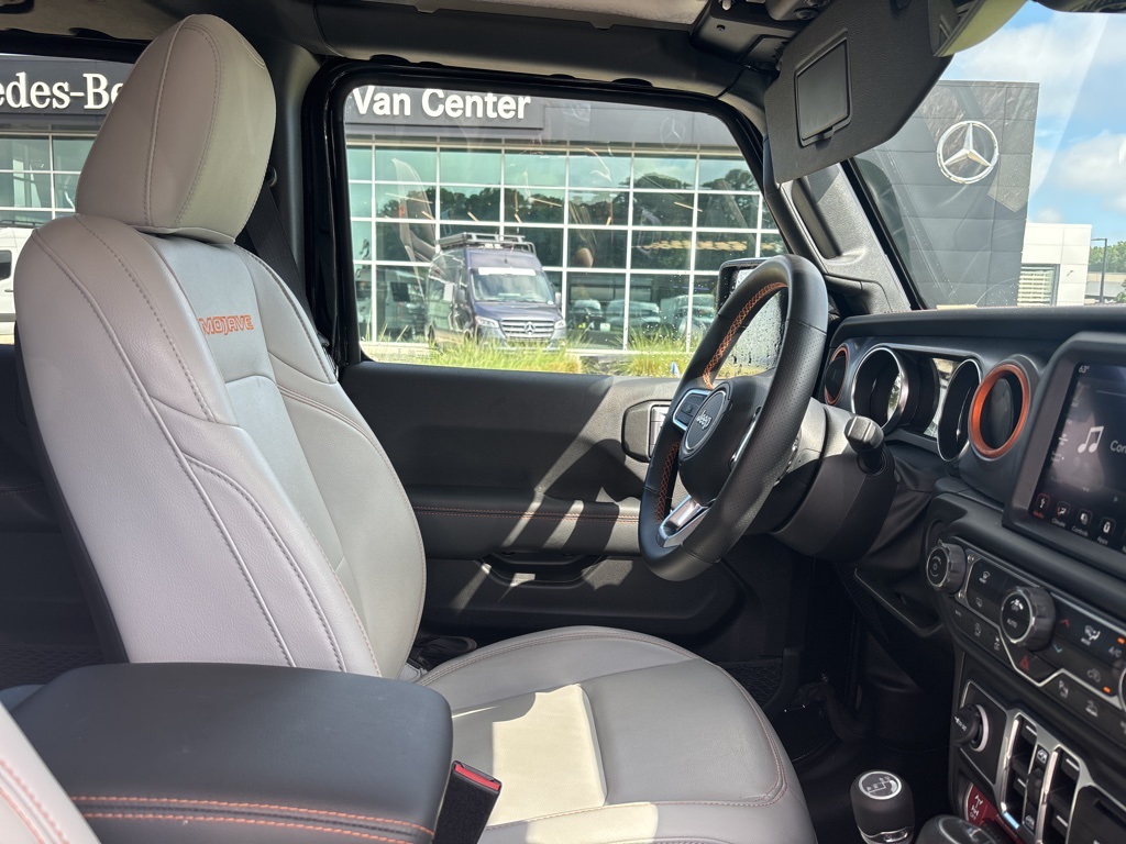 Used 2023 Jeep Gladiator Crew Cab 4x4 Pickup for sale #MV1471B - photo 43