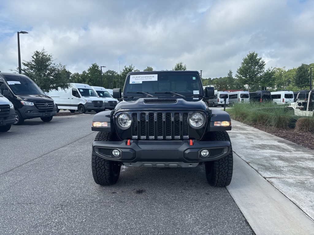 Used 2023 Jeep Gladiator Crew Cab 4x4 Pickup for sale #MV1471B - photo 8