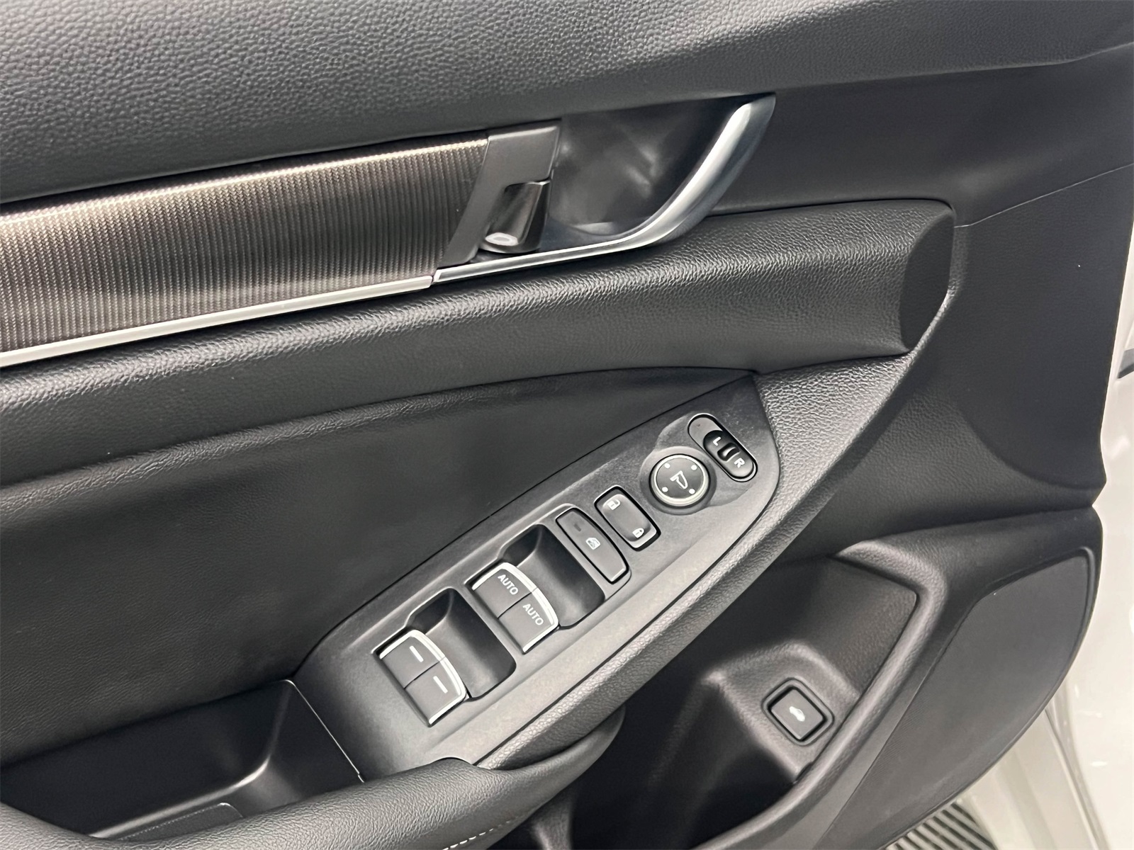 used 2019 Honda Accord car, priced at $21,996