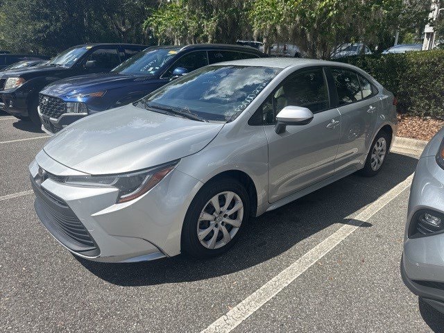Used 2023 Toyota Corolla LE with VIN JTDB4MEE7P3000272 for sale in Northfield, Minnesota